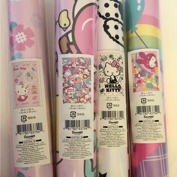 Hello Kitty Poster - Picture 2 of 16